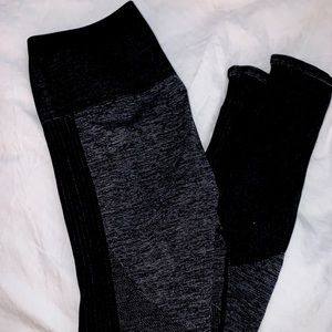 FABLETICS Grey leggings